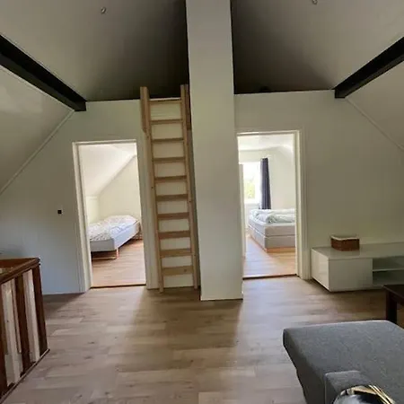 Feriehus Og Naust I Idylliske Omstendigheter Tjørvåg Exterior foto