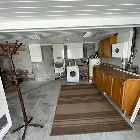 Feriehus Og Naust I Idylliske Omstendigheter Tjørvåg Exterior foto