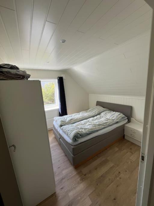 Og Naust I Idylliske Omstendigheter Holiday home